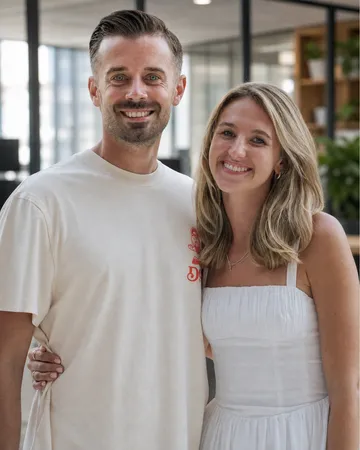 Die beiden Gründer von daher.marketing: links Philip Dawo, rechts Luisa Hergert